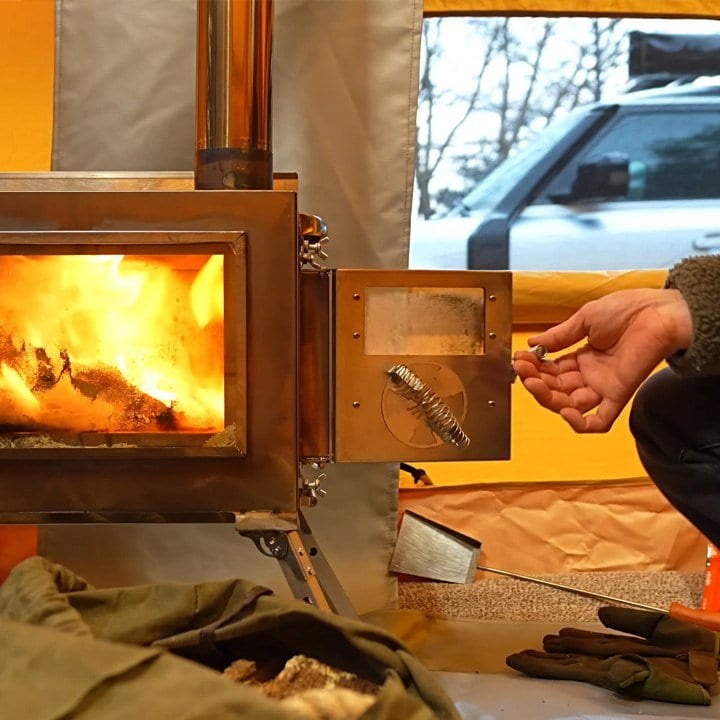 Coody 17.2 Forest Green (2-10 person) + RBM Wood Stove Caminus M